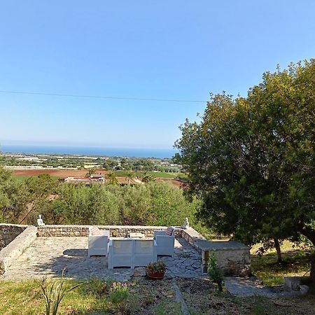 Le Finestre Sul Mare Bed & Breakfast Conversano Bagian luar foto