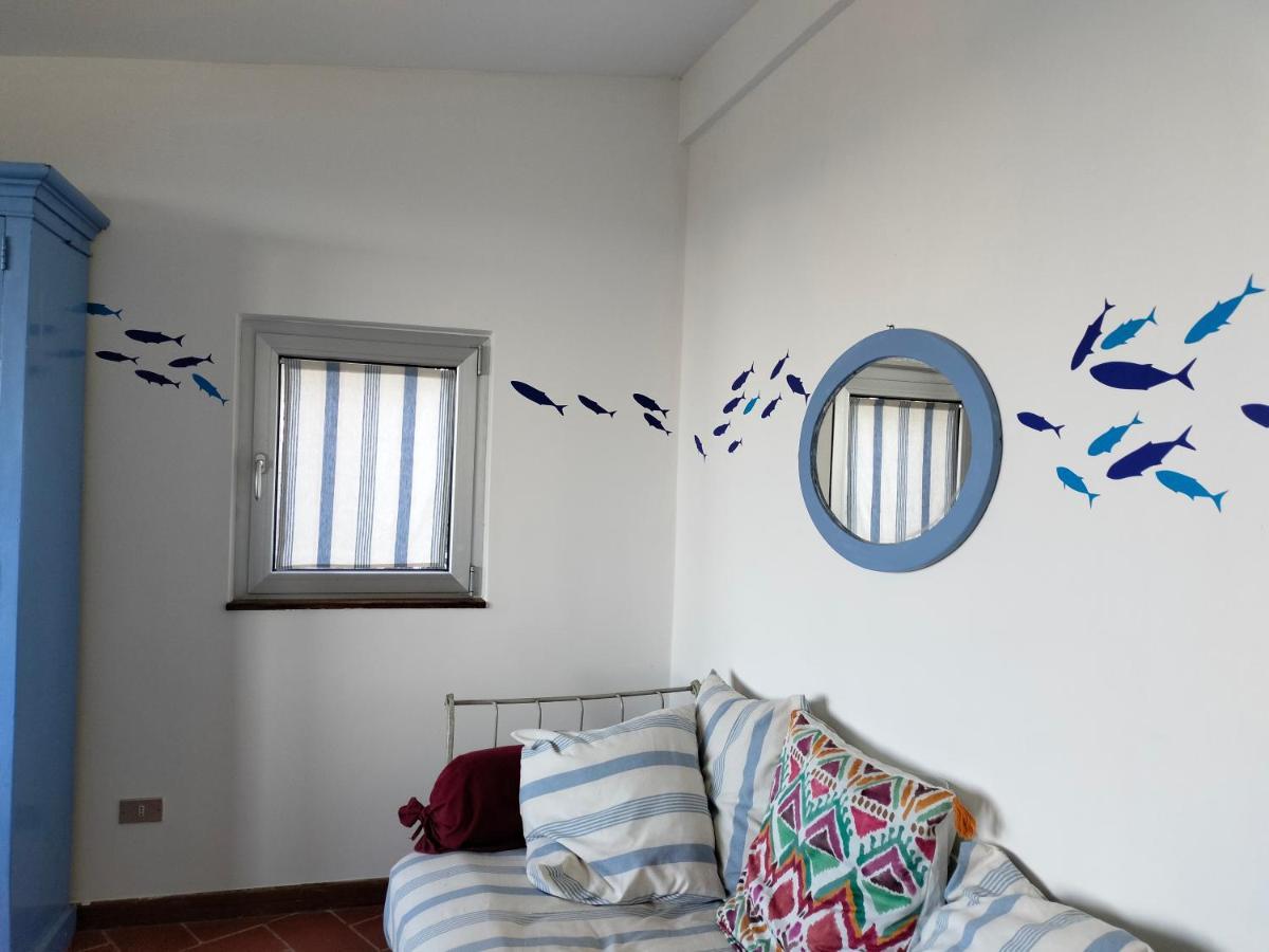 Le Finestre Sul Mare Bed & Breakfast Conversano Bagian luar foto