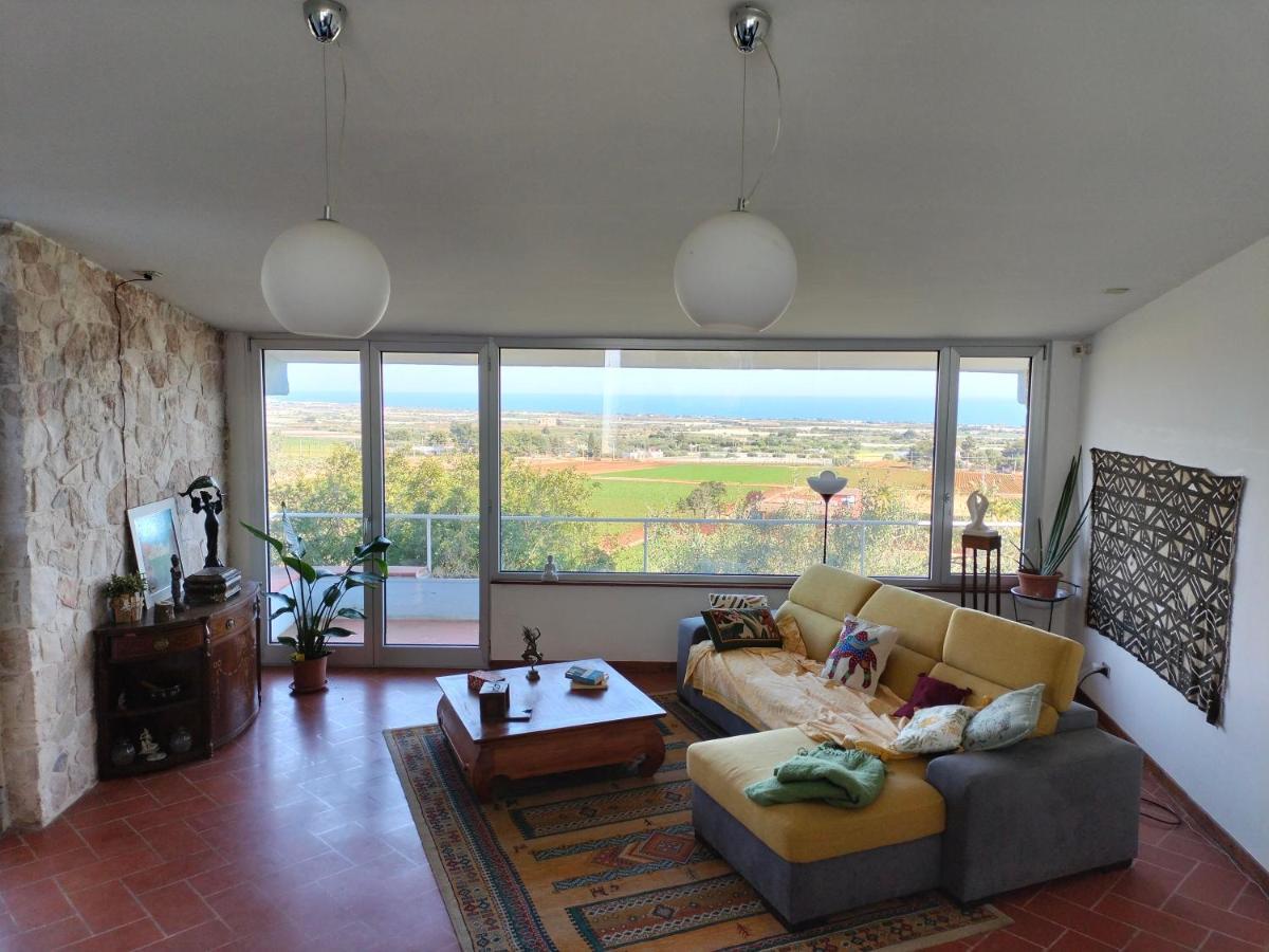 Le Finestre Sul Mare Bed & Breakfast Conversano Bagian luar foto
